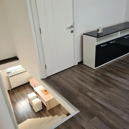 Duplex Family Apartment *