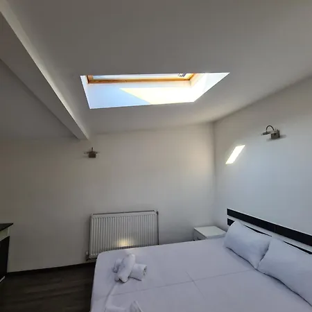 Duplex Family Apartment *